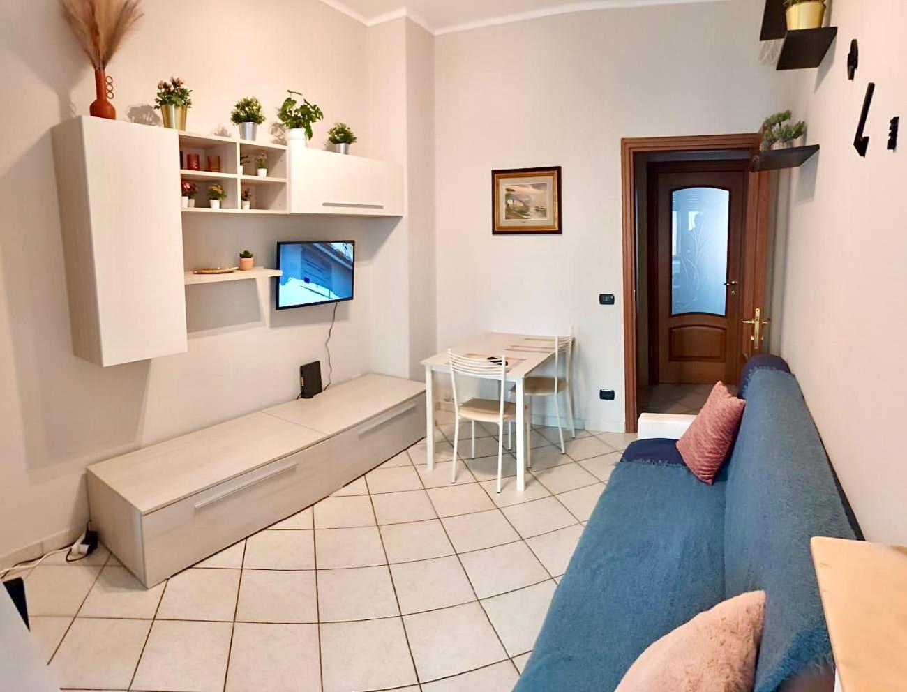 Apartment Near Metro Bengasi